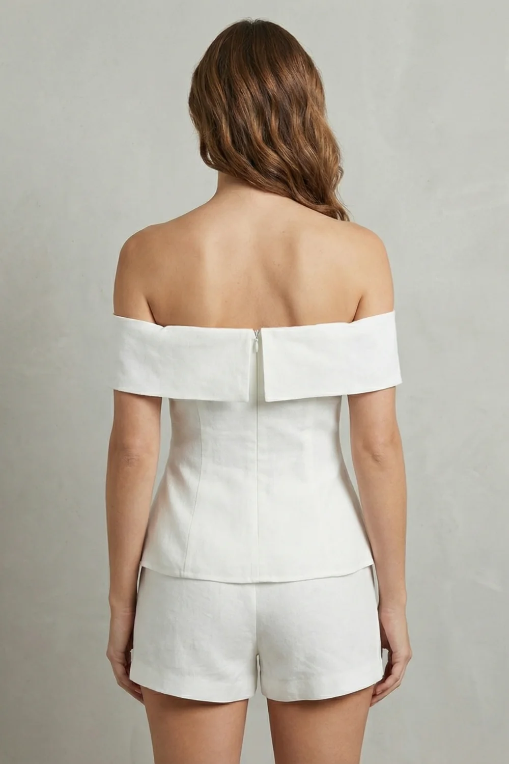 Alvienne – Off shoulder peplum elegance – Two piece set - Image 4