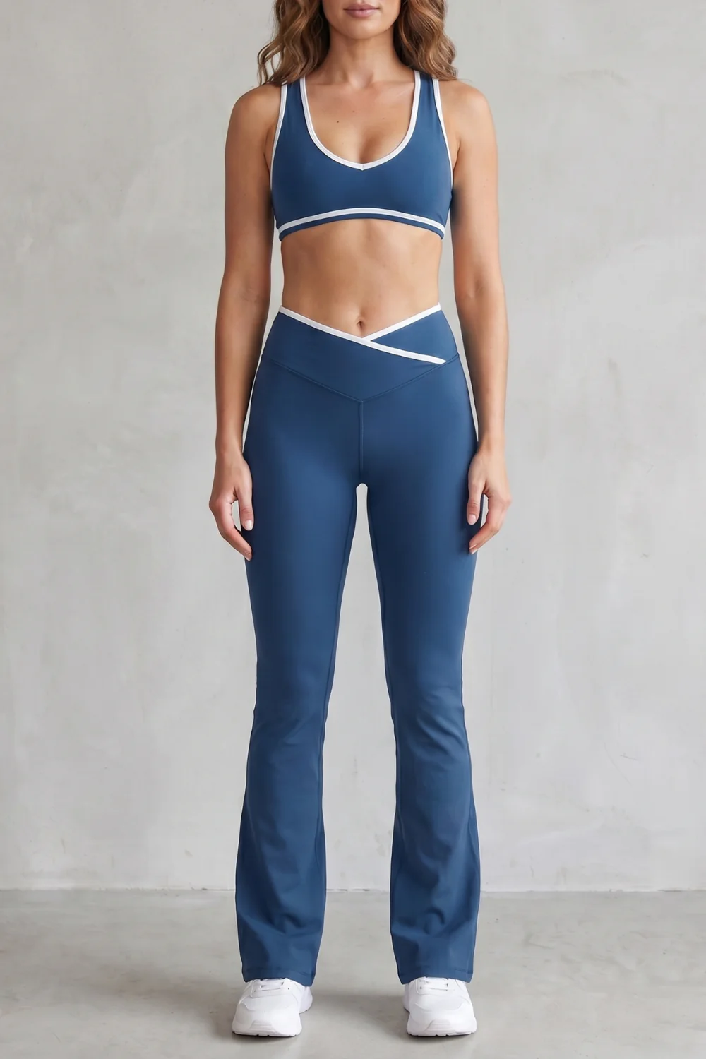 Aurelia – Sculpting contrast trim – Activewear set - Image 11