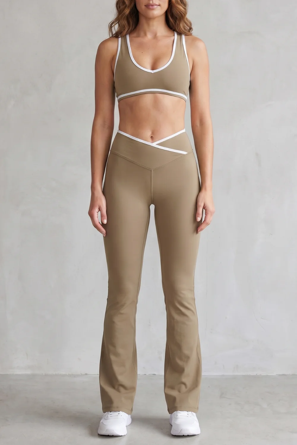 Aurelia – Sculpting contrast trim – Activewear set - Image 7