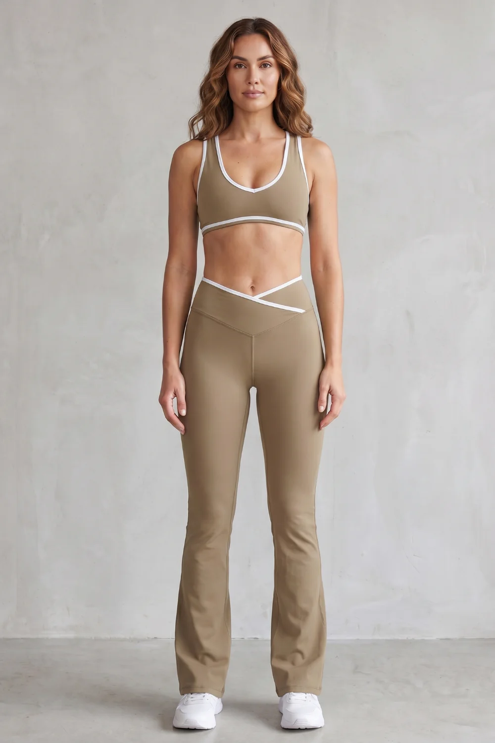 Aurelia – Sculpting contrast trim – Activewear set - Image 8