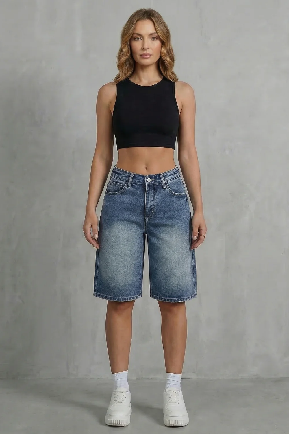 Bellamira – Vintage high waist – Denim shorts - Image 2