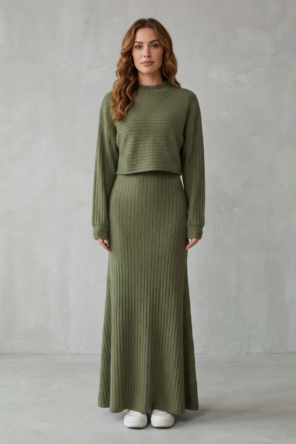 Clara – 2-in-1 Ribbed Knit Set – Maxi Dress & Cropped Pullover - Image 2