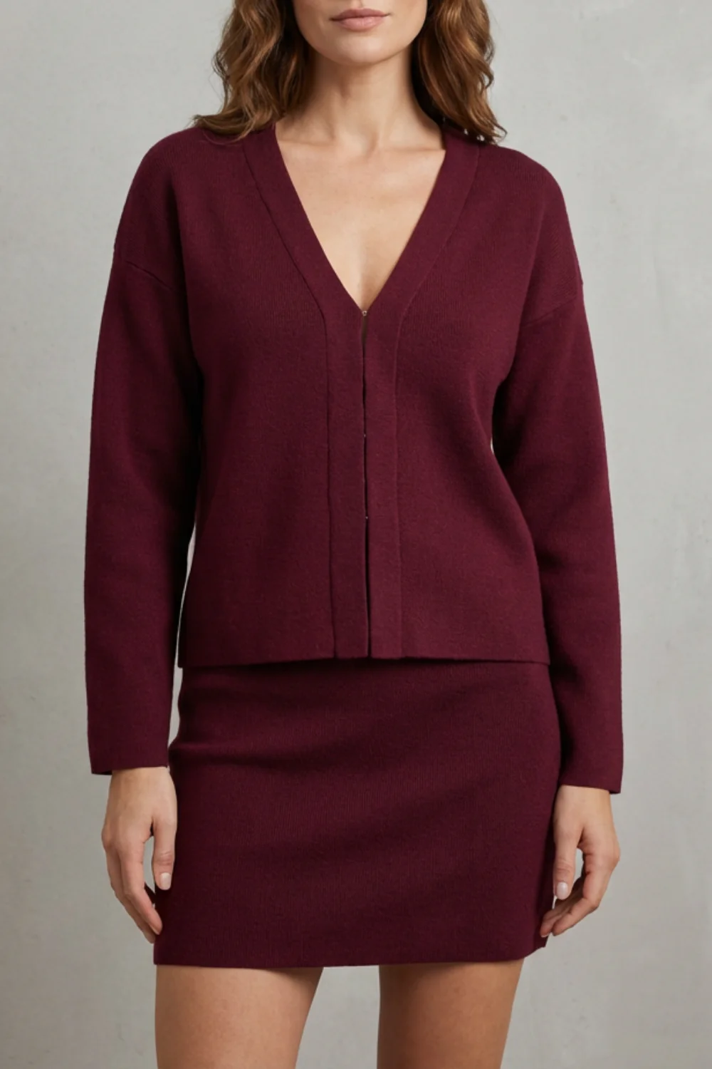 Clarette – Effortless Charm – Knitted Slim Jacket & Skirt Set