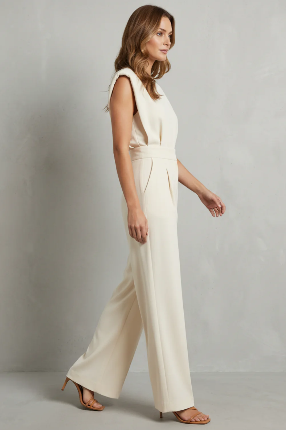 Elivra – Minimalist tailored elegance – Wide-leg jumpsuit - Image 3