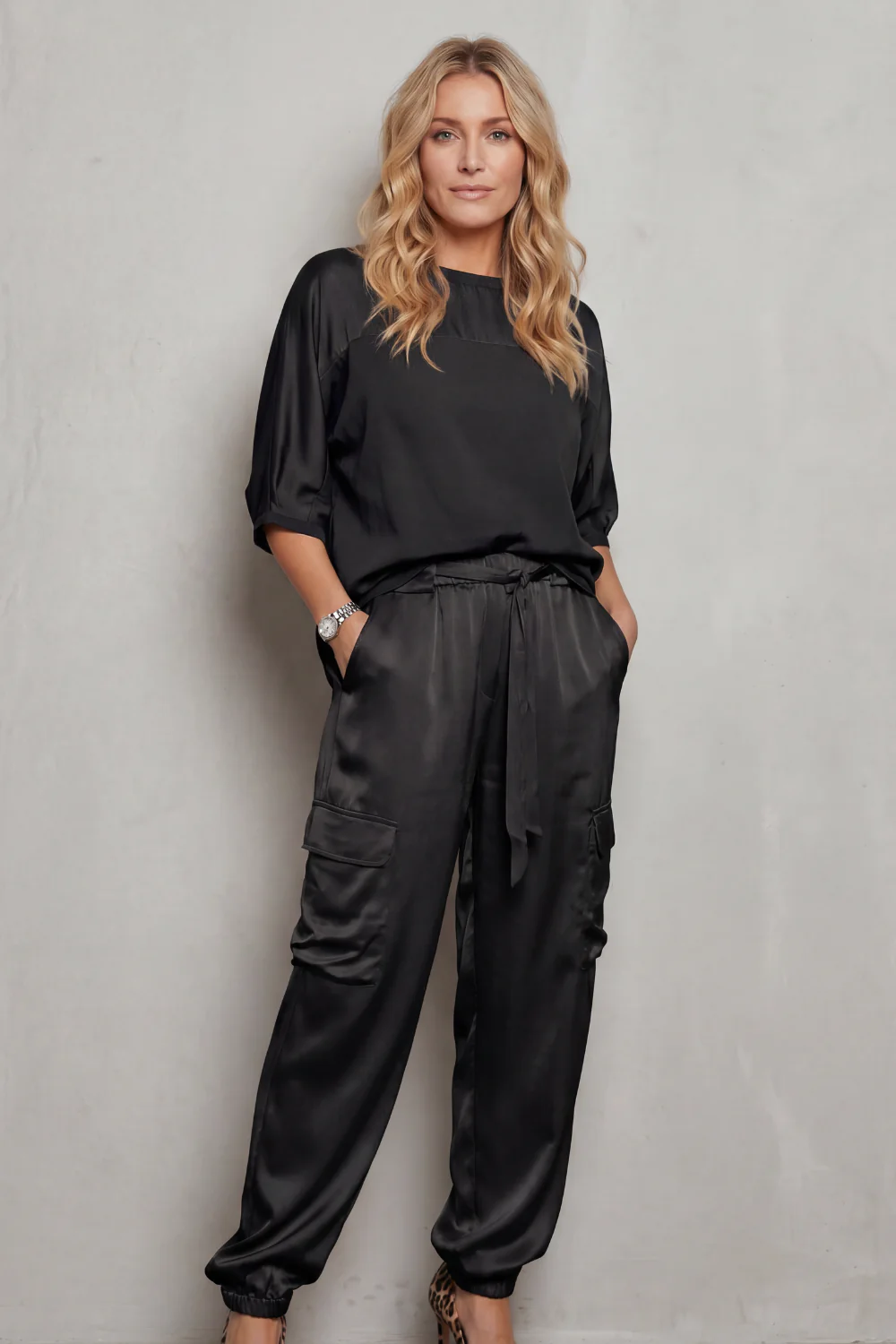 Finley – Silky Cargo - Lounge Set - Image 10