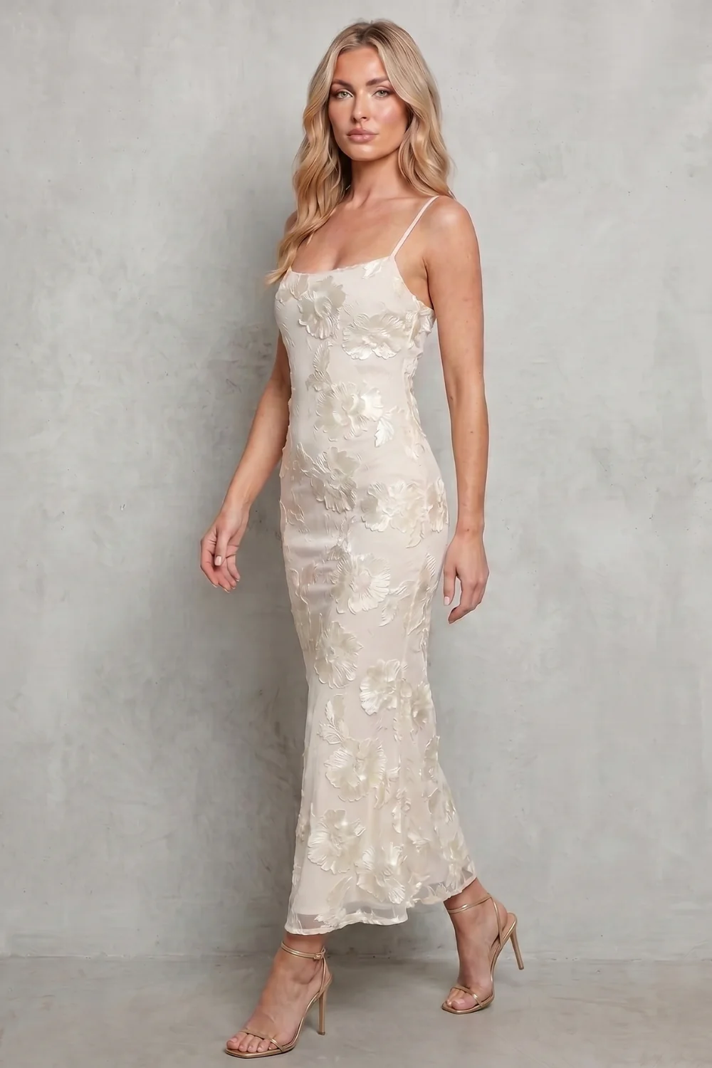 Fiona – Radiant bloom – Women’s Floral Bodycon Maxi Dress - Image 7