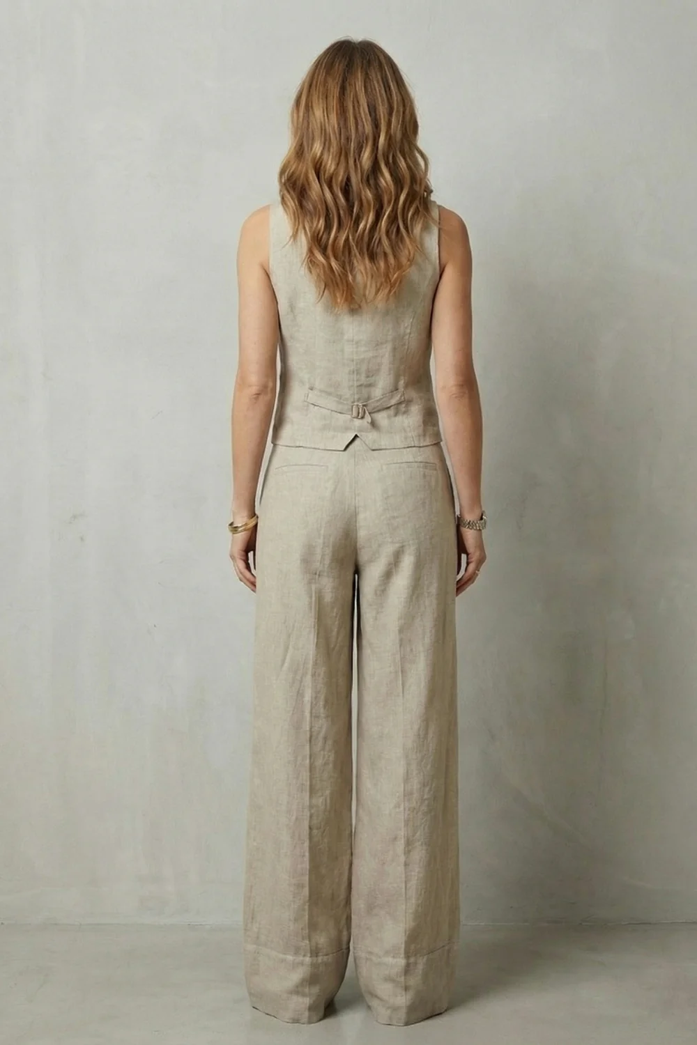Linéaura – Relaxed tailored elegance – Vest and trouser set - Image 4
