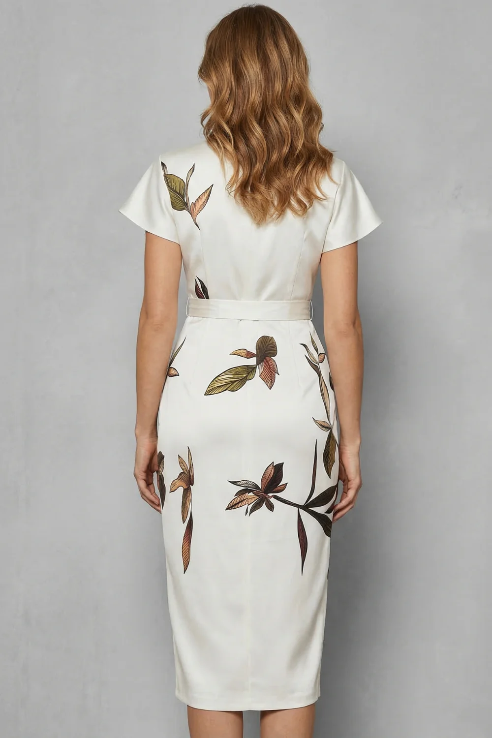 Lioravelle – Effortless wrap silhouette – Midi dress - Image 4