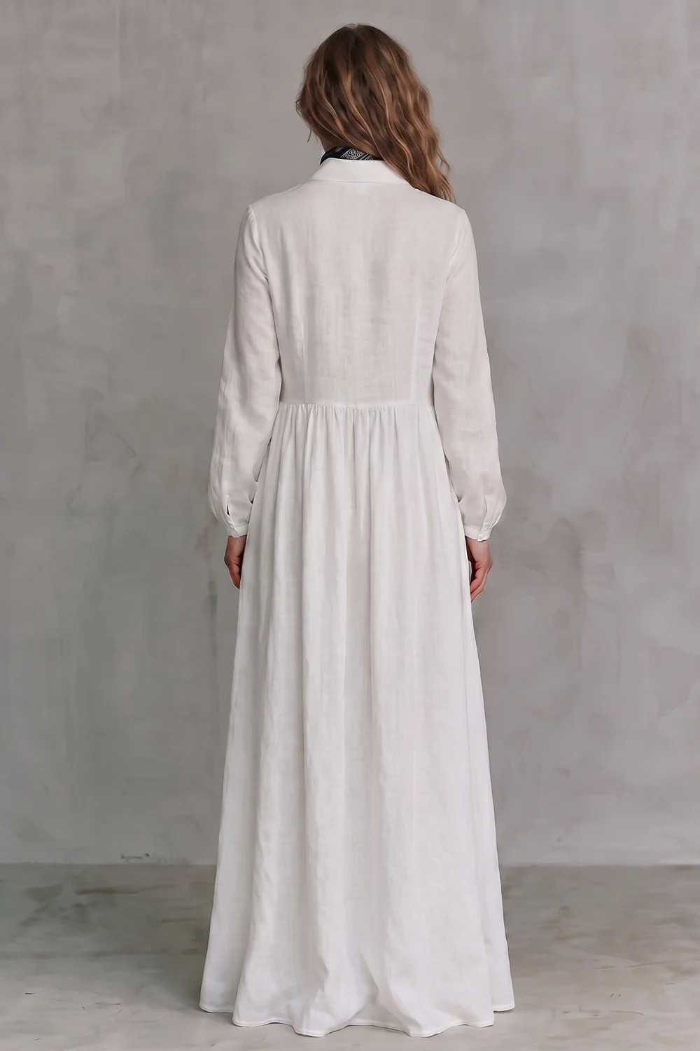 Lunarelle – Timeless minimalism – Mao collar maxi dress - Image 4