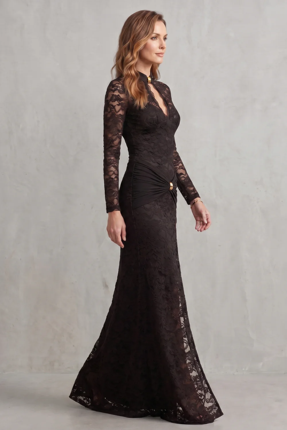 Lunéa – Lace cut-out allure – Maxi dress - Image 3