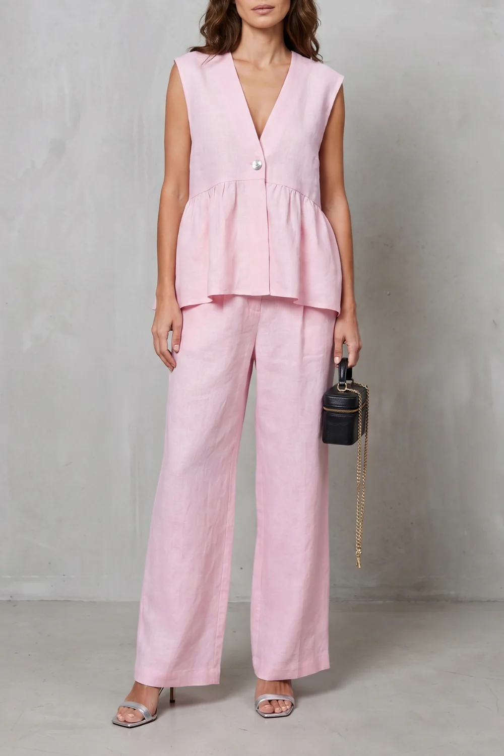 Lunessa – Soft peplum elegance – Two-piece trouser set
