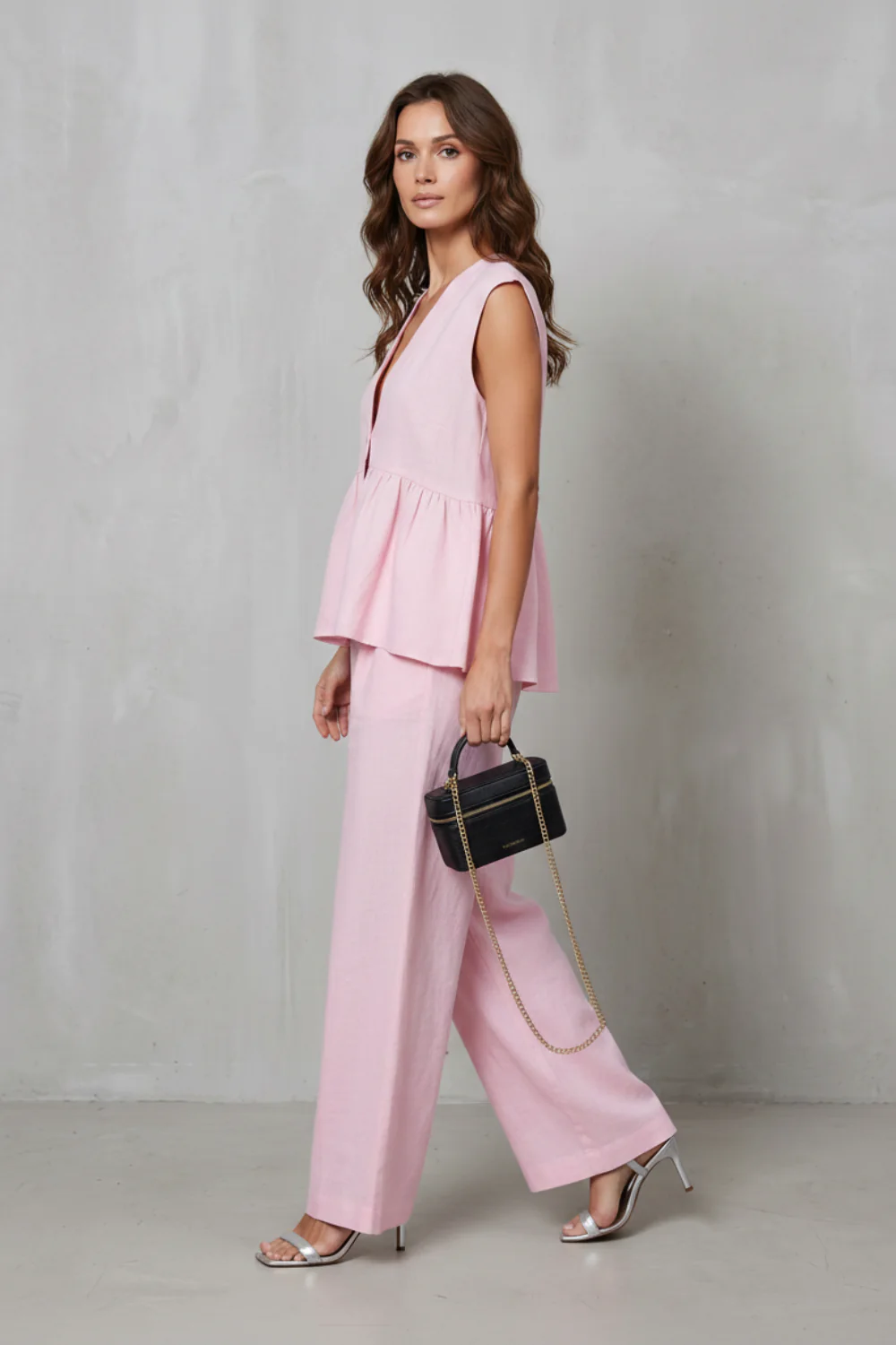 Lunessa – Soft peplum elegance – Two-piece trouser set - Image 3
