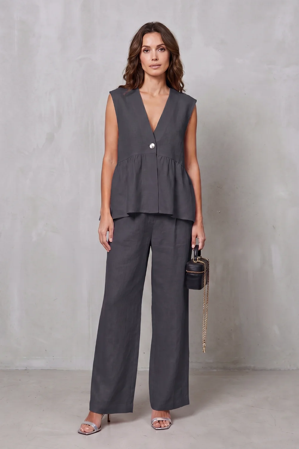 Lunessa – Soft peplum elegance – Two-piece trouser set - Image 6