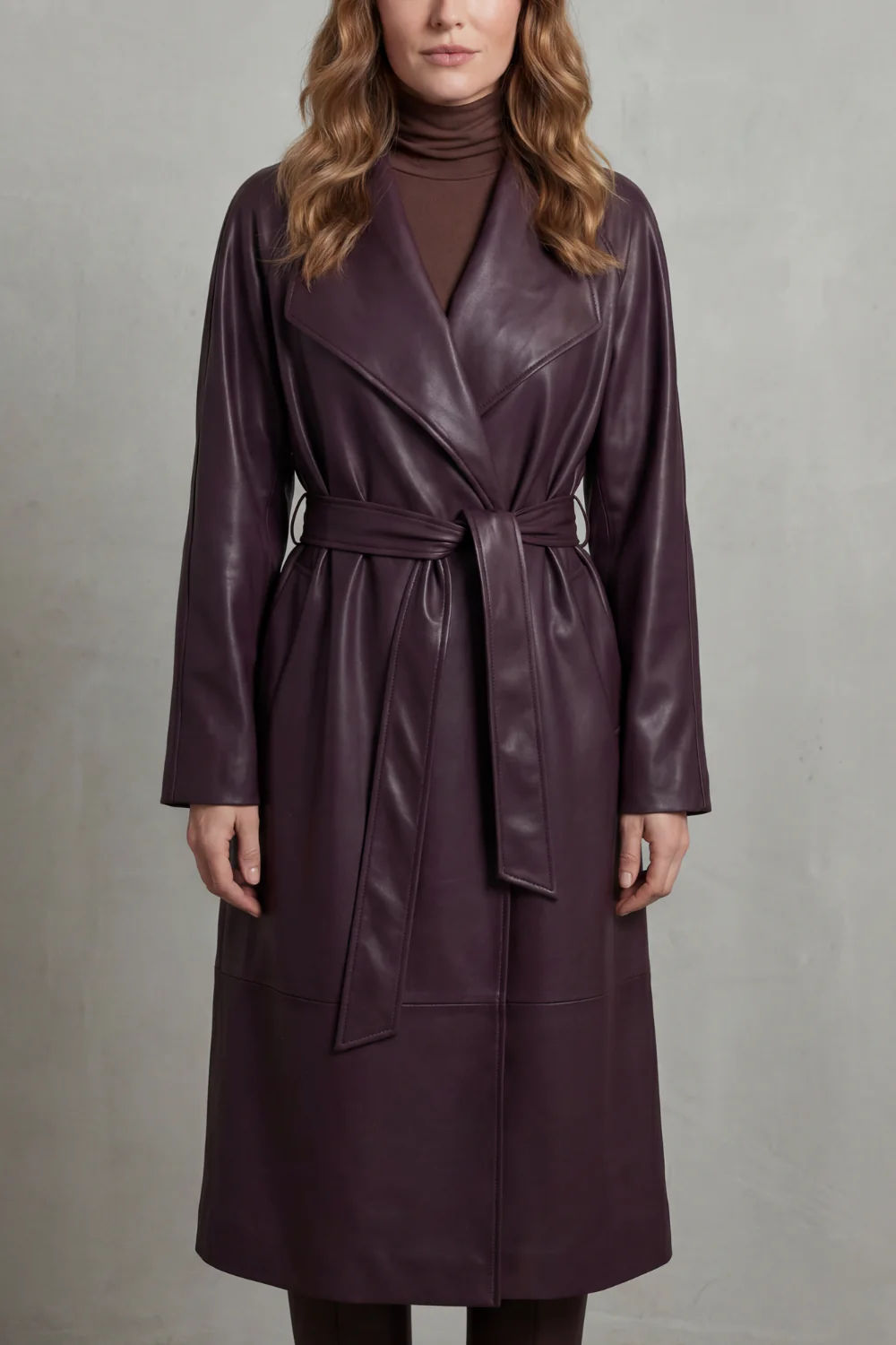 Marzienne – Waist-cinching silhouette – Faux leather trench coat