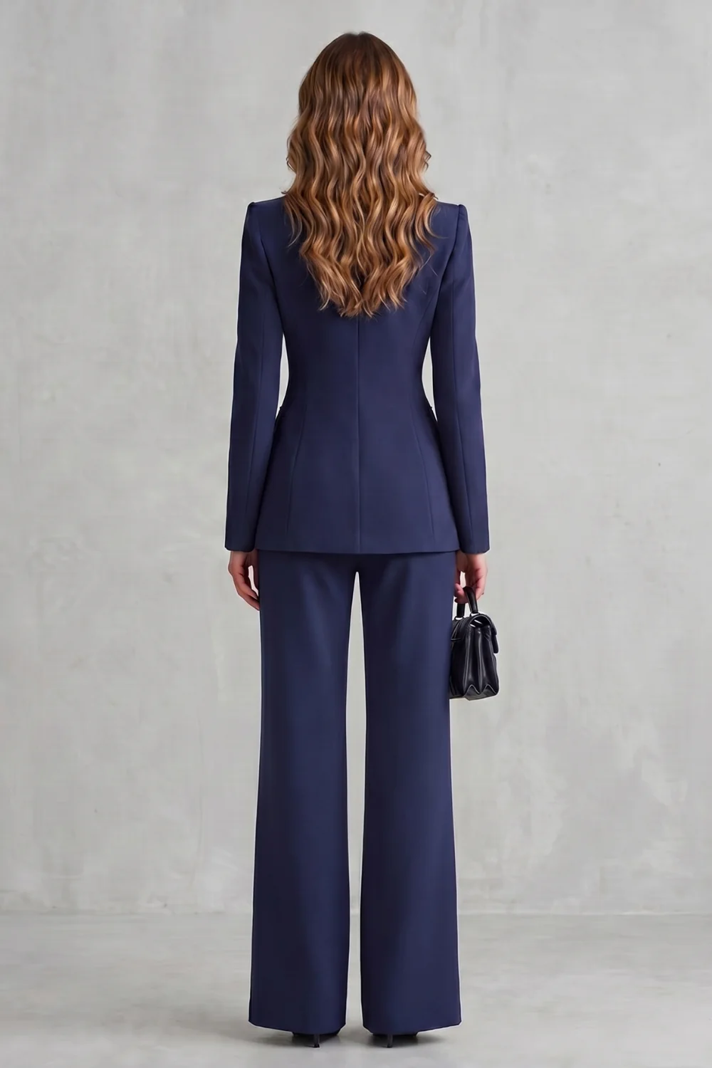 Montclairé – Sculpted tailoring – Trouser suit set - Image 4