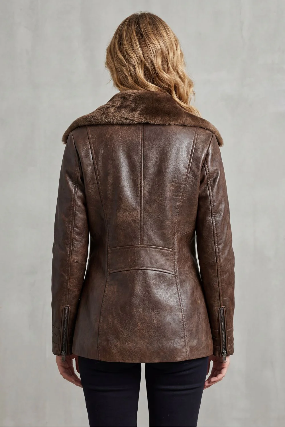Ravella – Shearling-lined elegance – Leather jacket - Image 4