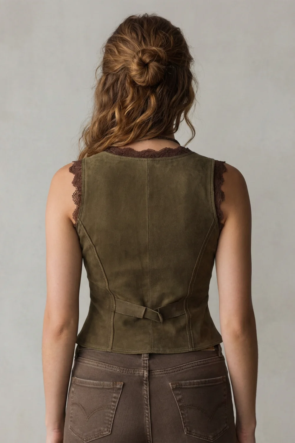 Serelune – Lace-trimmed charm – Fitted vintage vest - Image 4