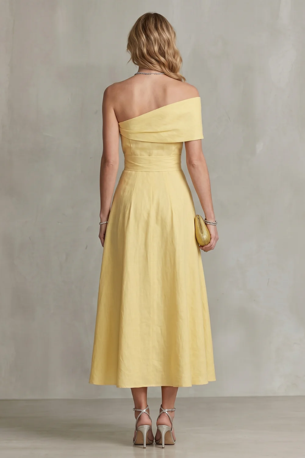 Soléane – One-shoulder linen elegance – Maxi dress - Image 4
