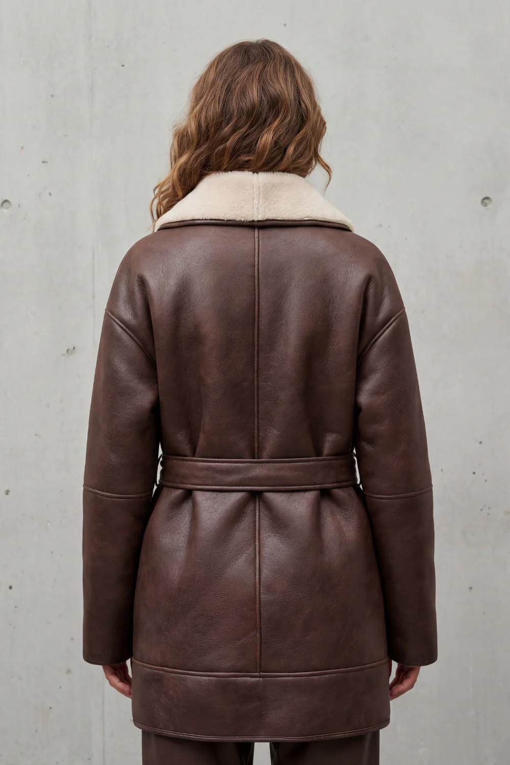 Sorelline – Contrast fleece wrap – Belted faux leather coat - Image 4