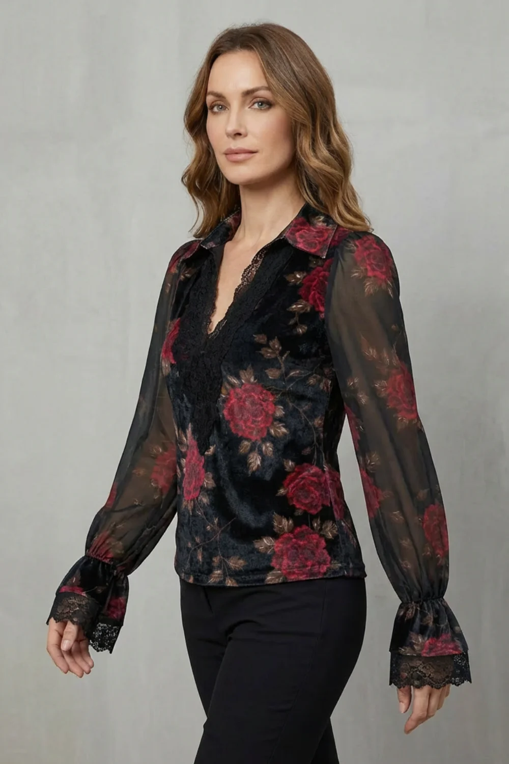 Théonie – Lace Cuff Velvet Blazer – Tailored Romantic Jacket - Image 3