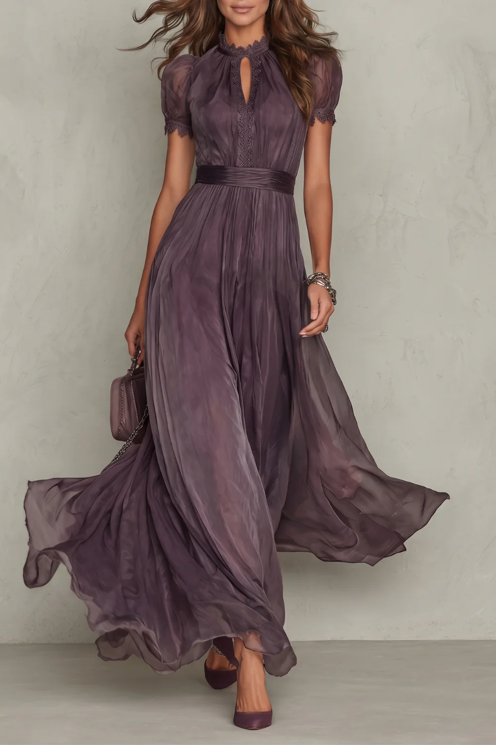 Velouraine – Lace keyhole elegance – Maxi dress